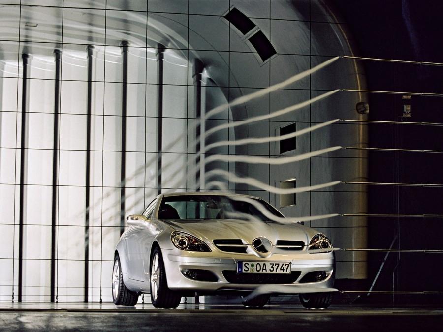  Mercedes-Benz SLK350 2005 года  (фото 36 из 103)